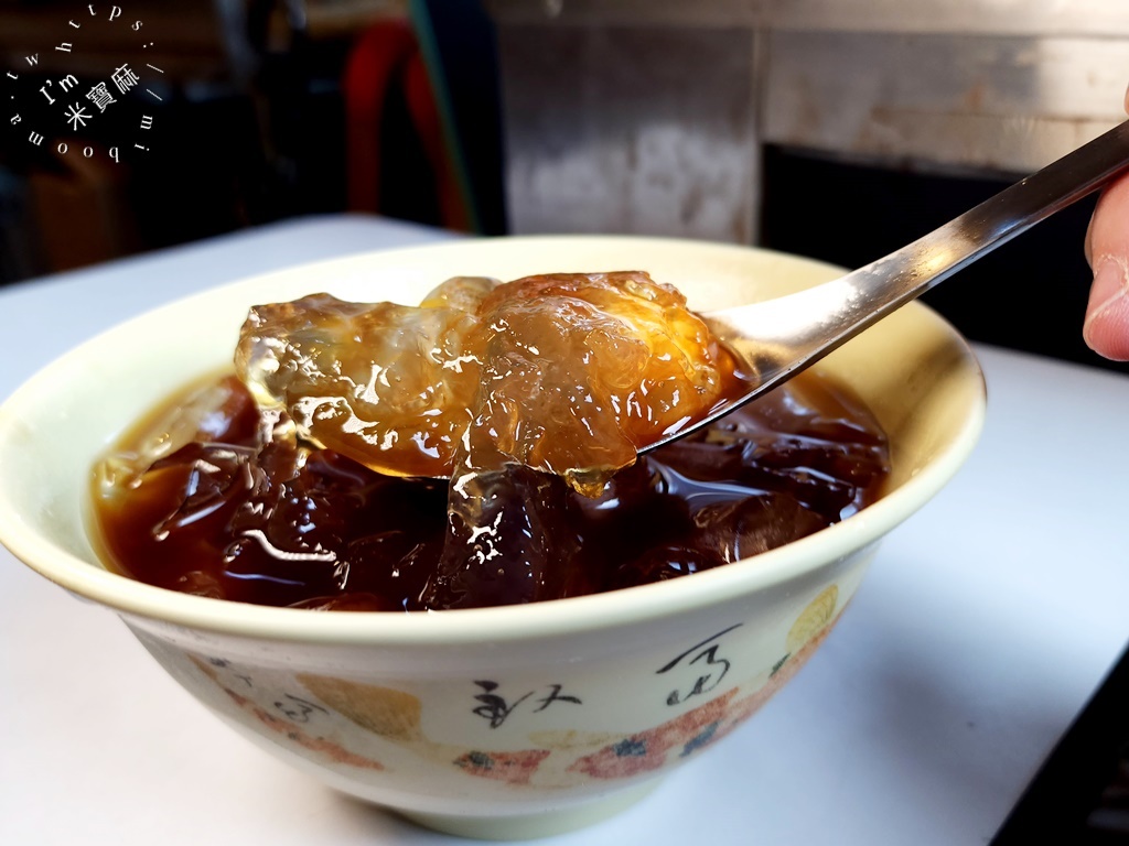 阿賢古早味麵茶┃板橋美食。古早味麵茶、太白粉冰來這裡吃，超級古早味就是正點