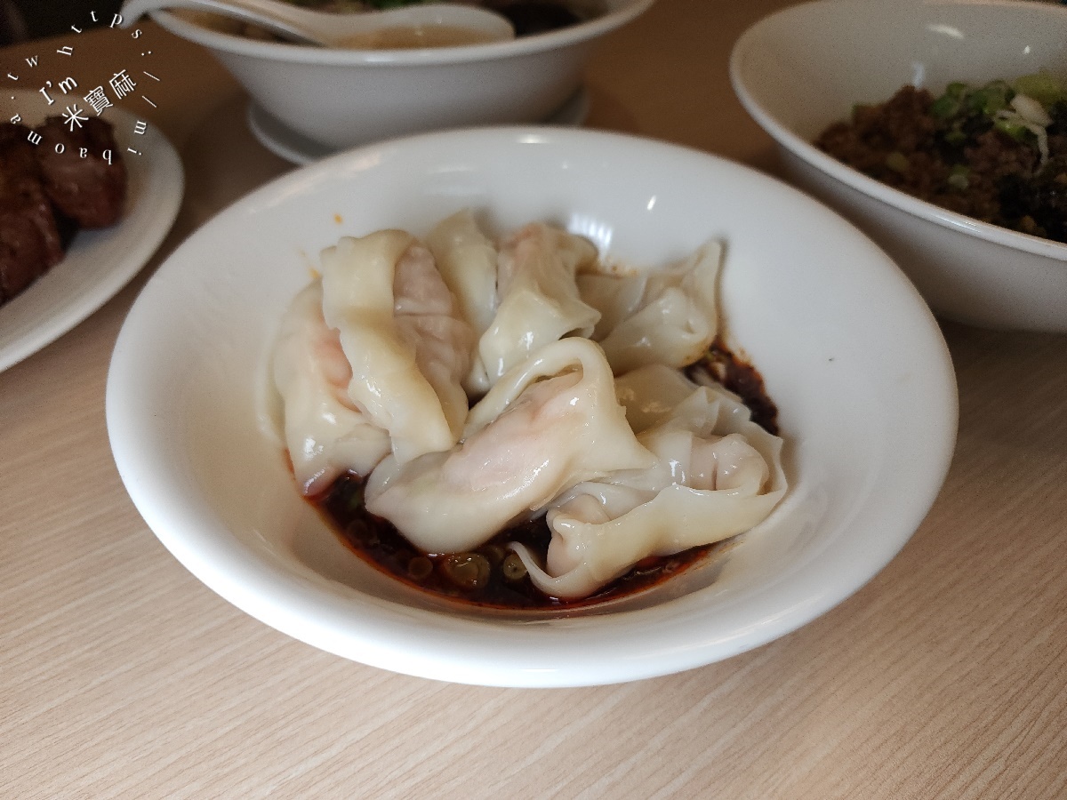好事食品┃永和美食。鼎泰豐師傅手藝平價嚐！永和排骨蛋炒飯、招牌麵食，吃貨必衝！