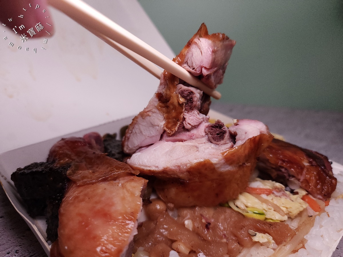 和記小廚 家常菜 便當專賣店┃板橋美食。高CP值便當、15種豐富配菜、必吃招牌排骨飯