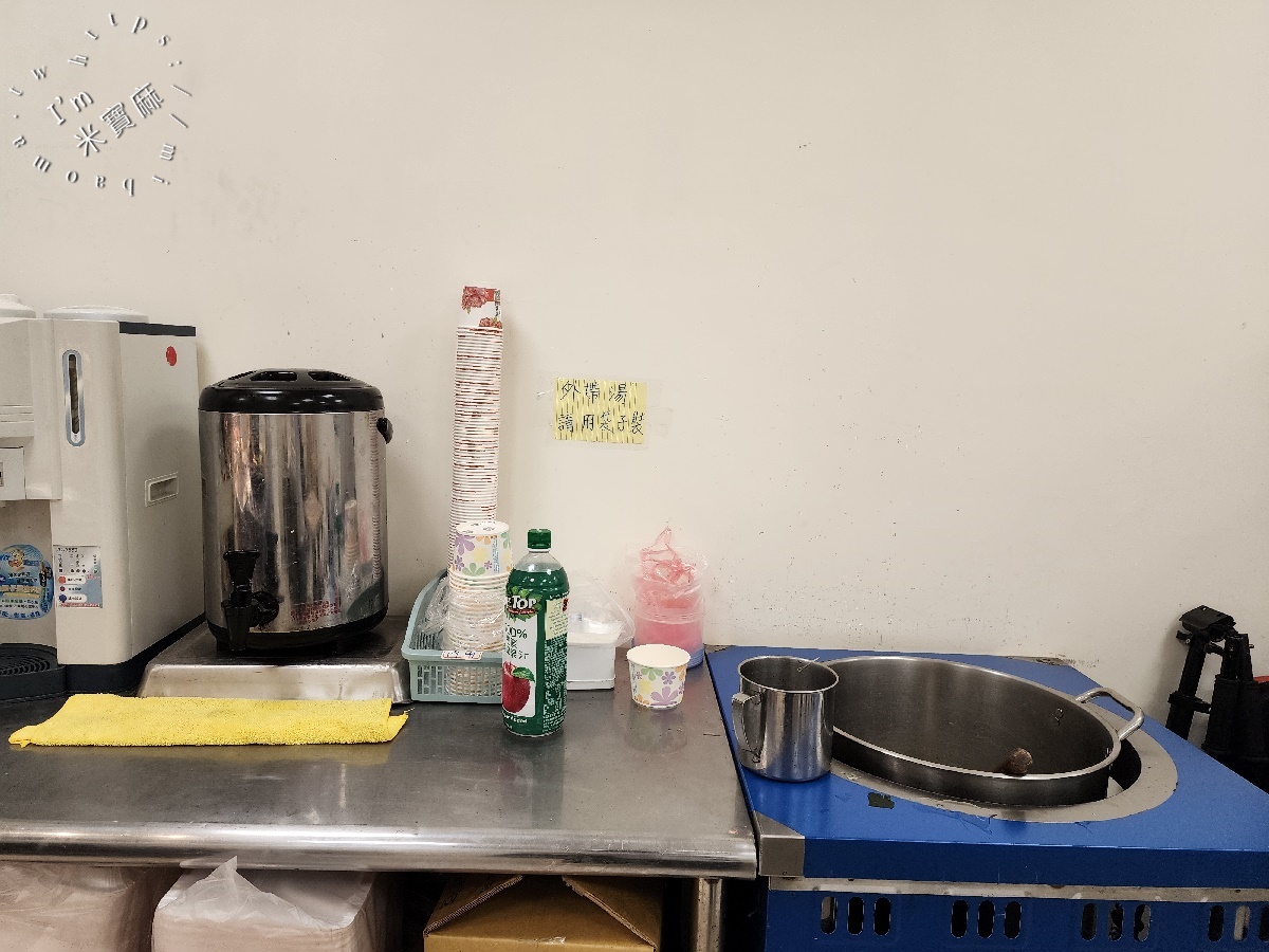 和記小廚 家常菜 便當專賣店┃板橋美食。高CP值便當、15種豐富配菜、必吃招牌排骨飯