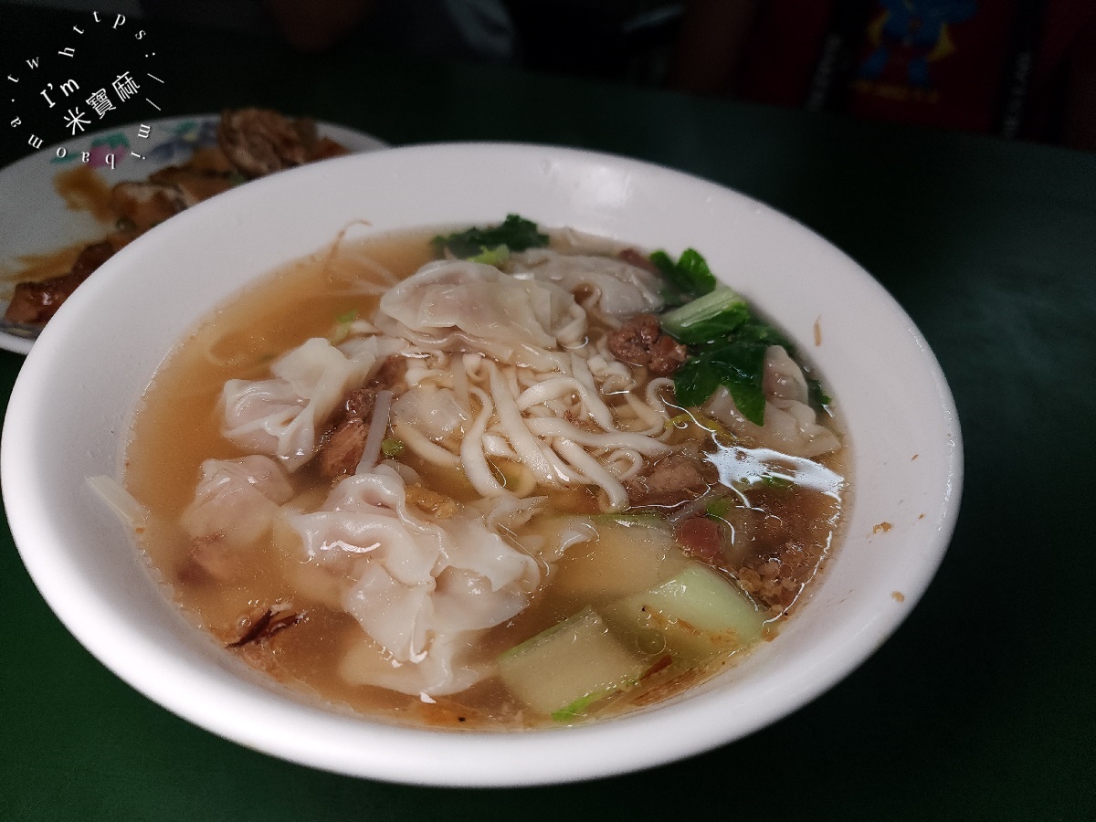 吉立小館┃中和廟口美食。在地人私藏的暖心牛肉麵與滷味小吃，CP值高到想天天報到