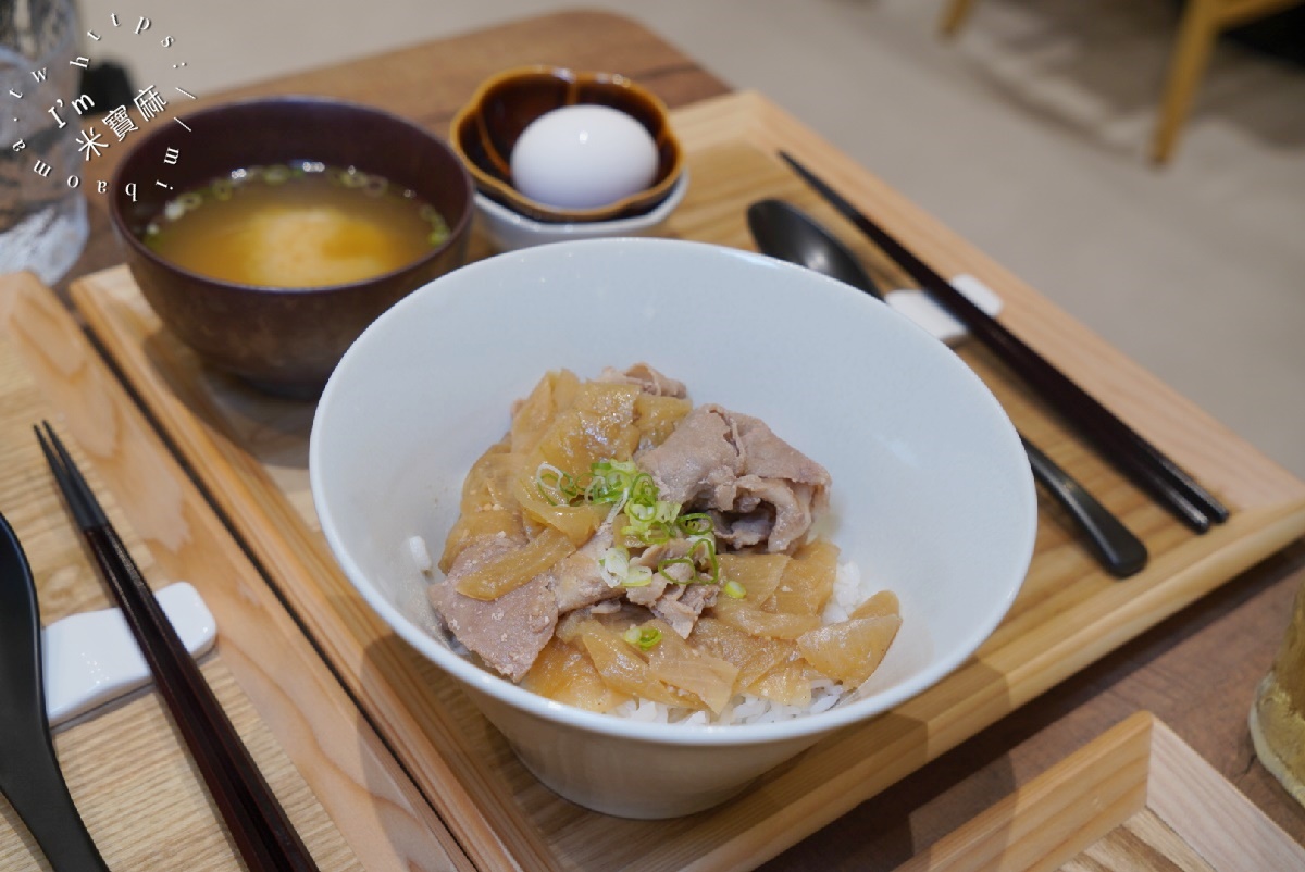 Lena Kitchen 莉娜廚房┃南京復興日式定食。健康少油鹽，日本客都愛的薑汁燒肉、馬鈴薯燉肉，美拍餐具質感爆棚！