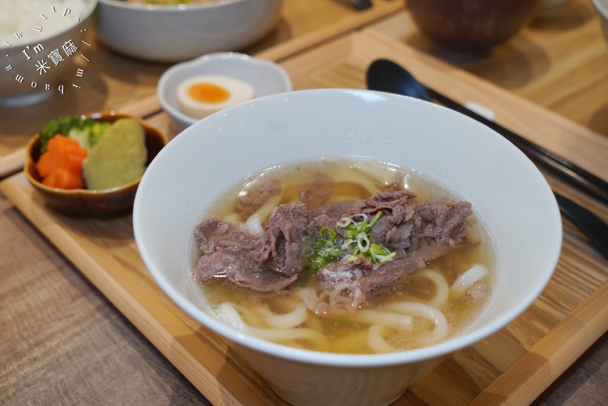 Lena Kitchen 莉娜廚房┃南京復興日式定食。健康少油鹽，日本客都愛的薑汁燒肉、馬鈴薯燉肉，美拍餐具質感爆棚！