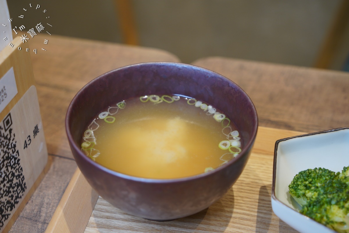 Lena Kitchen 莉娜廚房┃南京復興日式定食。健康少油鹽，日本客都愛的薑汁燒肉、馬鈴薯燉肉，美拍餐具質感爆棚！