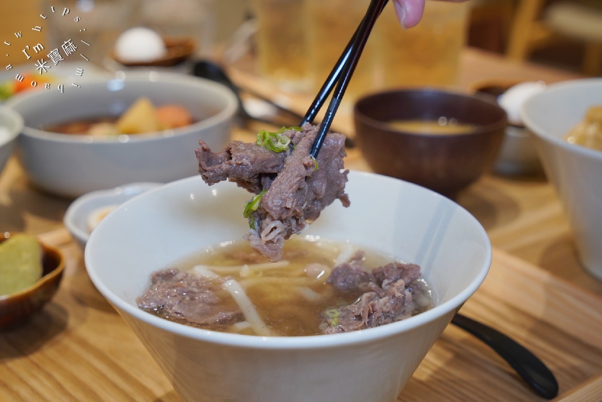 Lena Kitchen 莉娜廚房┃南京復興日式定食。健康少油鹽，日本客都愛的薑汁燒肉、馬鈴薯燉肉，美拍餐具質感爆棚！