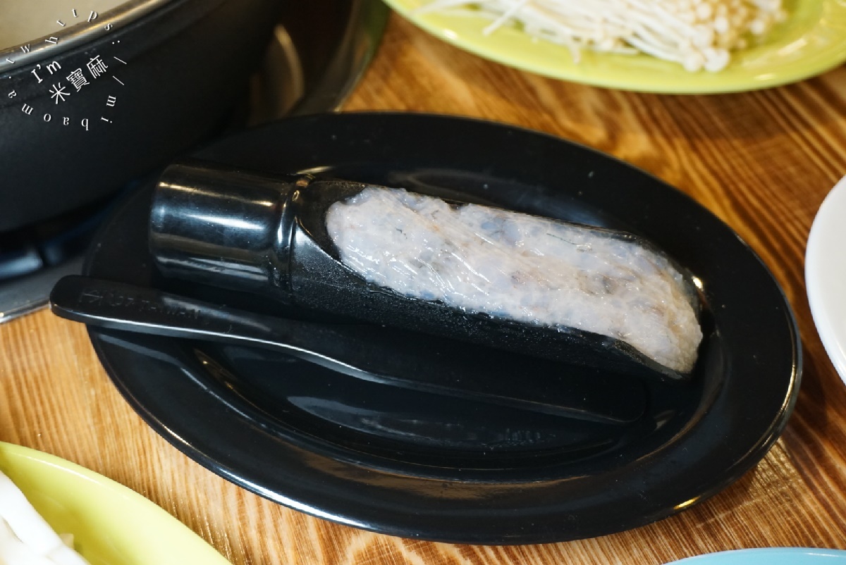 螺螄福Rose food正宗柳州螺螄鴛鴦石頭火鍋 延吉店┃盤色計價涮到飽！多種湯底選擇，涮什麼都好吃