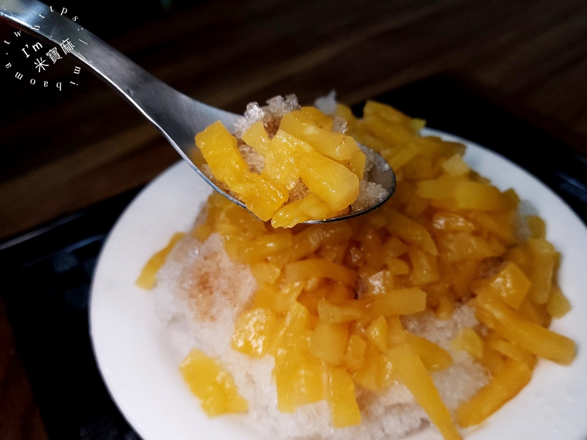 杏玥冰坊┃萬華美食。超霸氣芒果布丁牛奶冰一定要點，鳳梨冰清甜又好吃