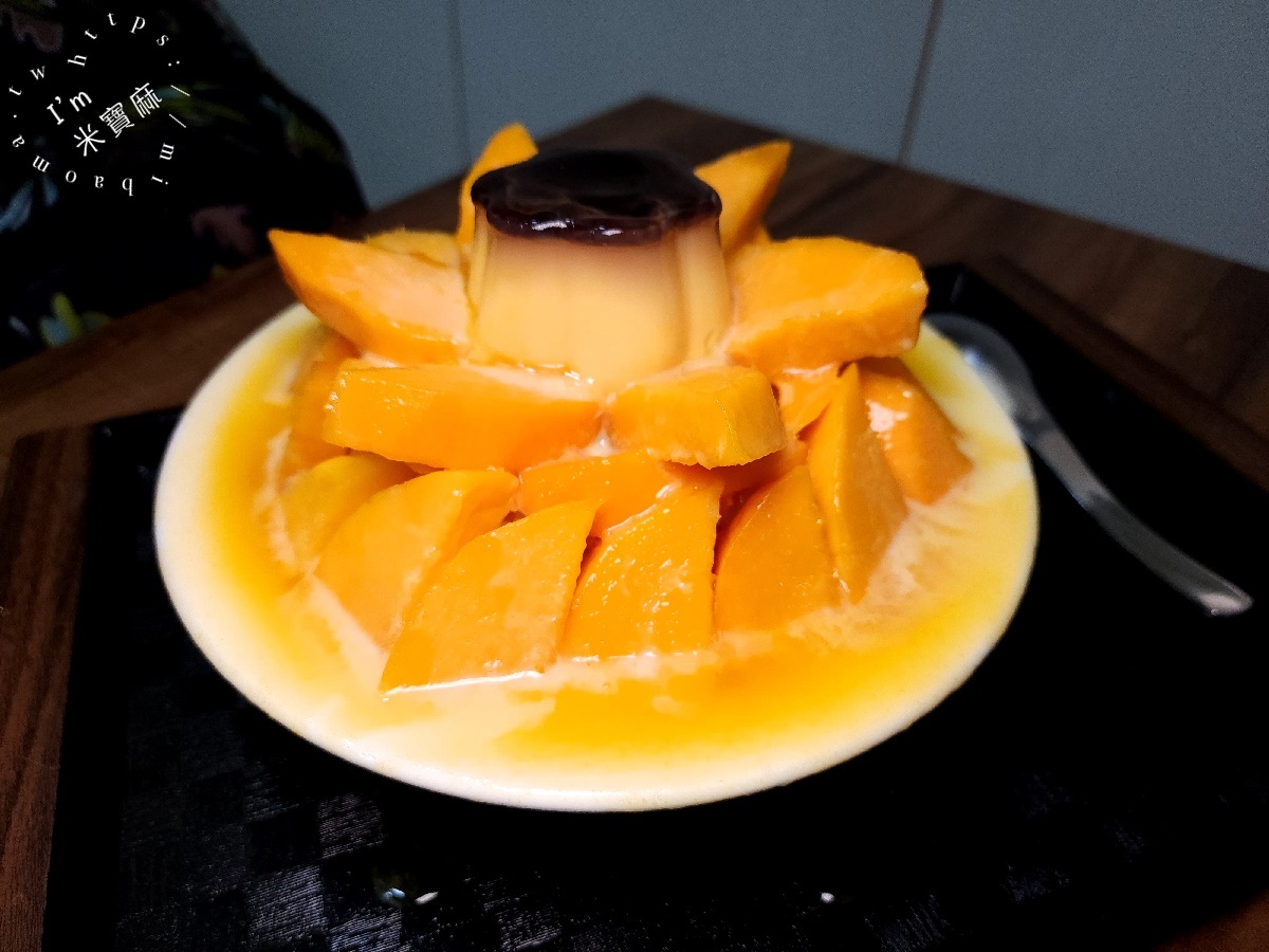 杏玥冰坊┃萬華美食。超霸氣芒果布丁牛奶冰一定要點，鳳梨冰清甜又好吃