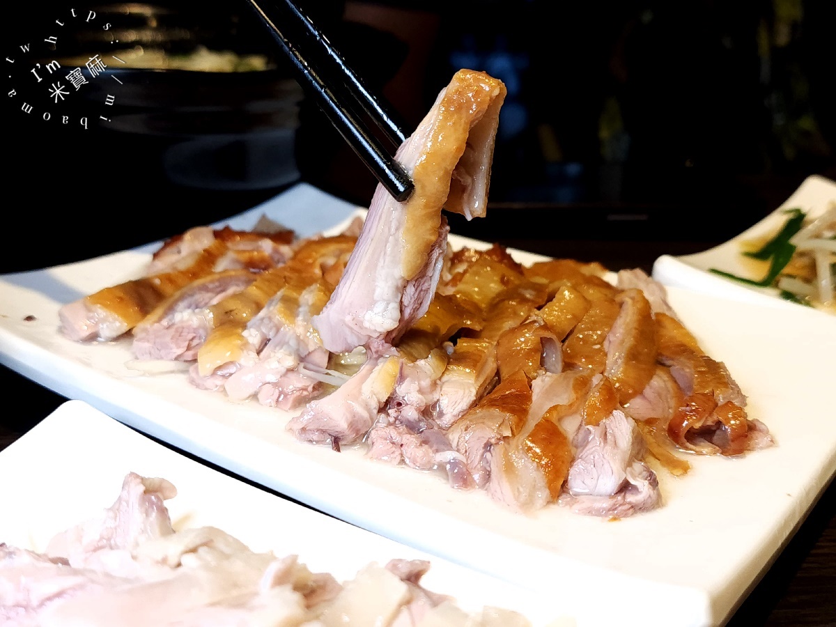新悅鵝肉┃新店美食。嫰鮮帶油香的鵝肉真的有夠正點，三種口味選擇都好吃