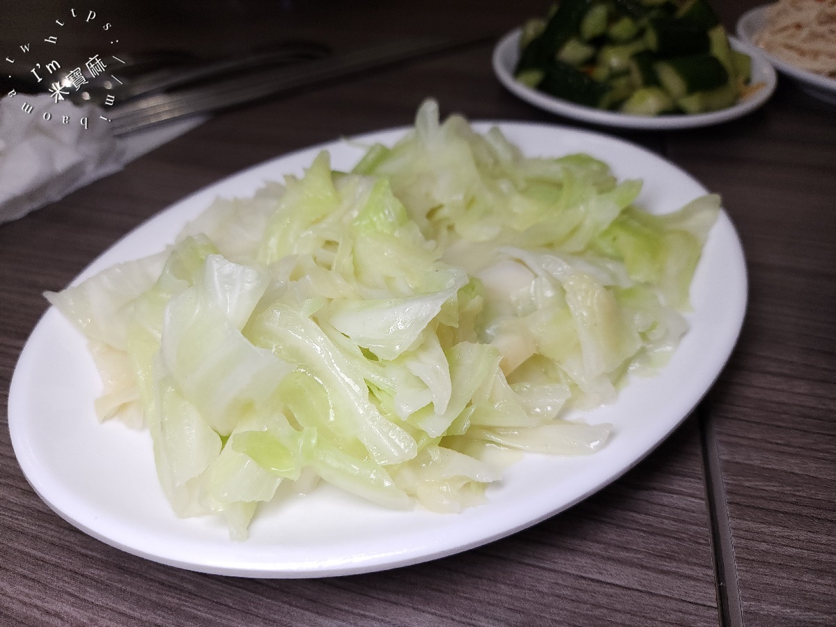 杜姥姥麵飯館┃新店美食。在地傳承媽媽味，私房紅燒肉、麻醬麵一吃就愛上！