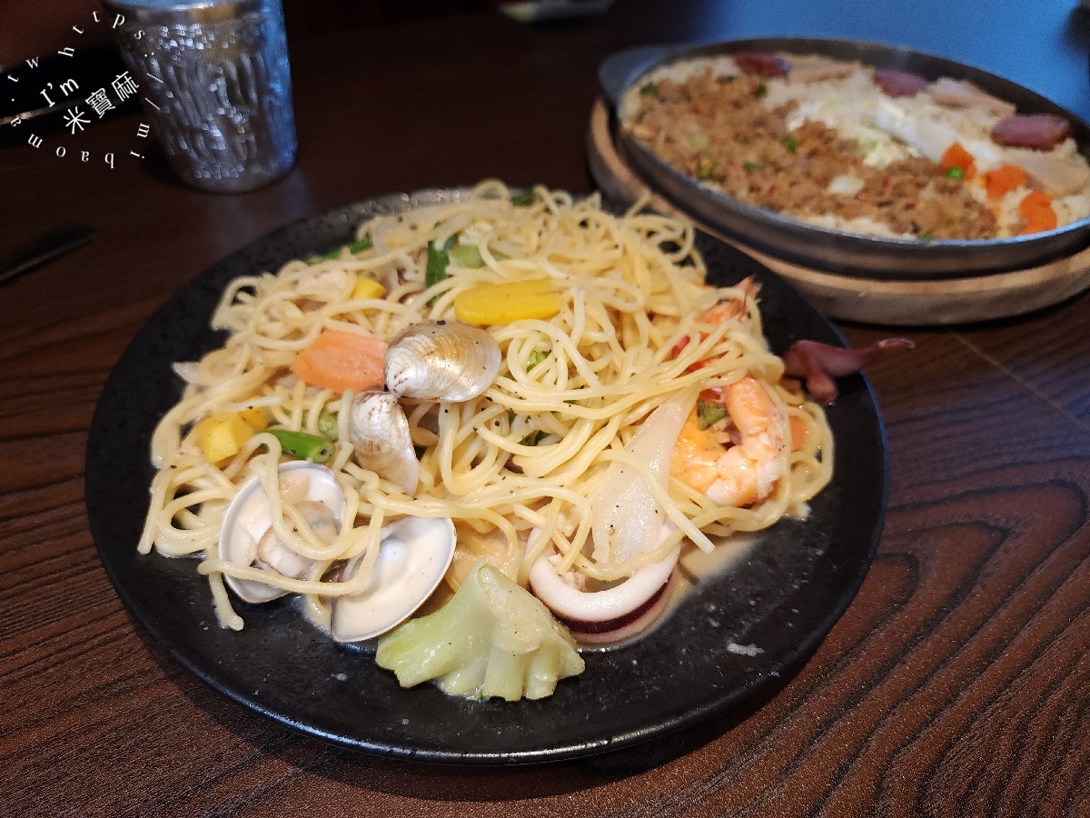 泰之初Brunch南勢角店┃中和美食。捷運出站秒穿越泰國，午晚餐異國美食一次滿足！
