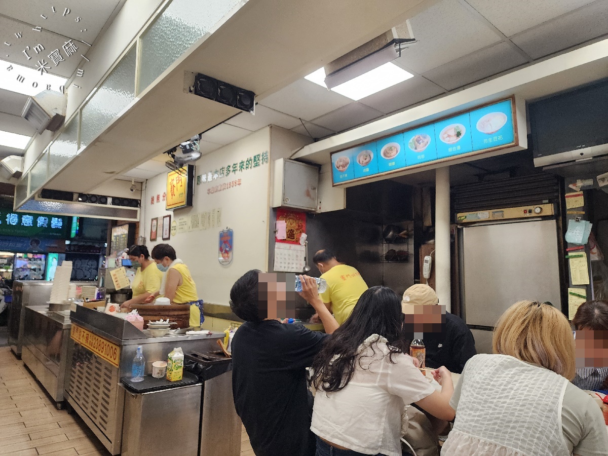 賽門甜不辣┃西門町美食。70年老字號，銅板價美食無限續湯的秘密基地！
