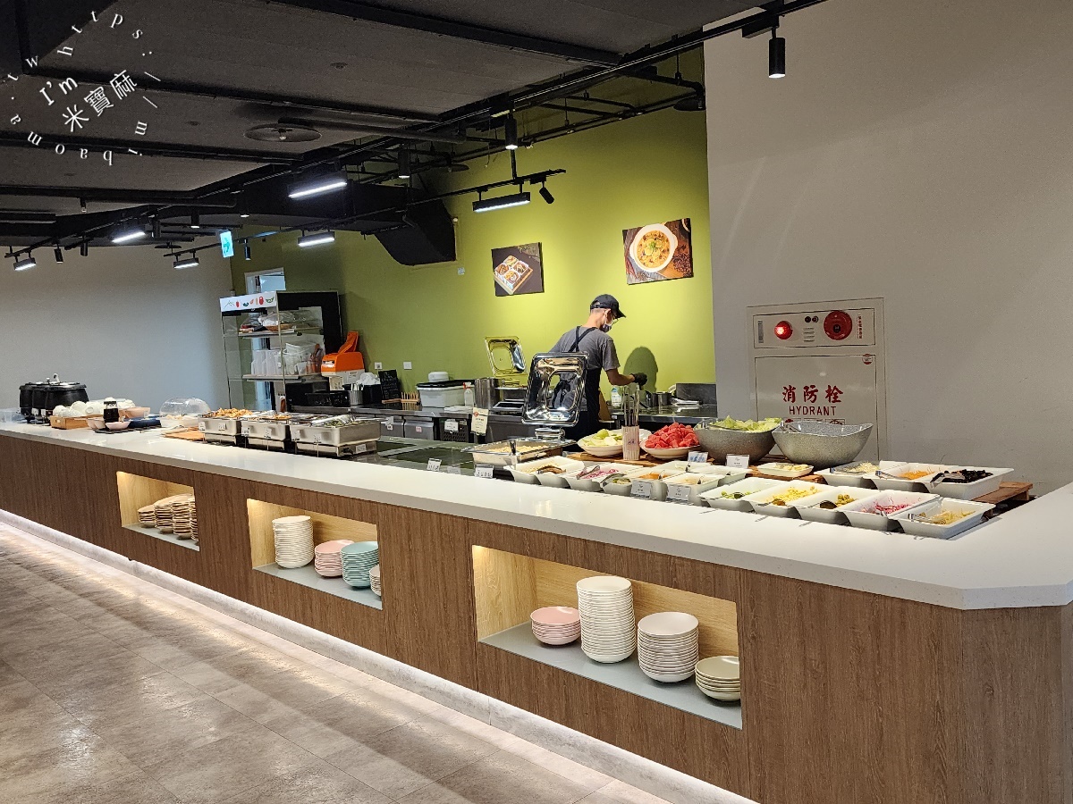 旭穗蔬食VEGANala 植境店┃信義區蔬食吃到飽。原型美食、蔬食天堂，捷運松山站旁健康開吃！