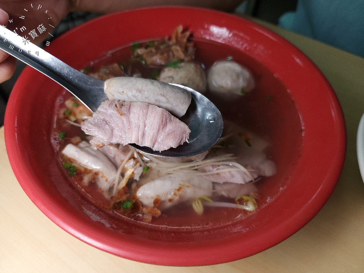 艋舺阿婆冬粉｜萬華美食，70年老字號麵店，古早味黑白切與全餐麵，在地人早午餐首選！