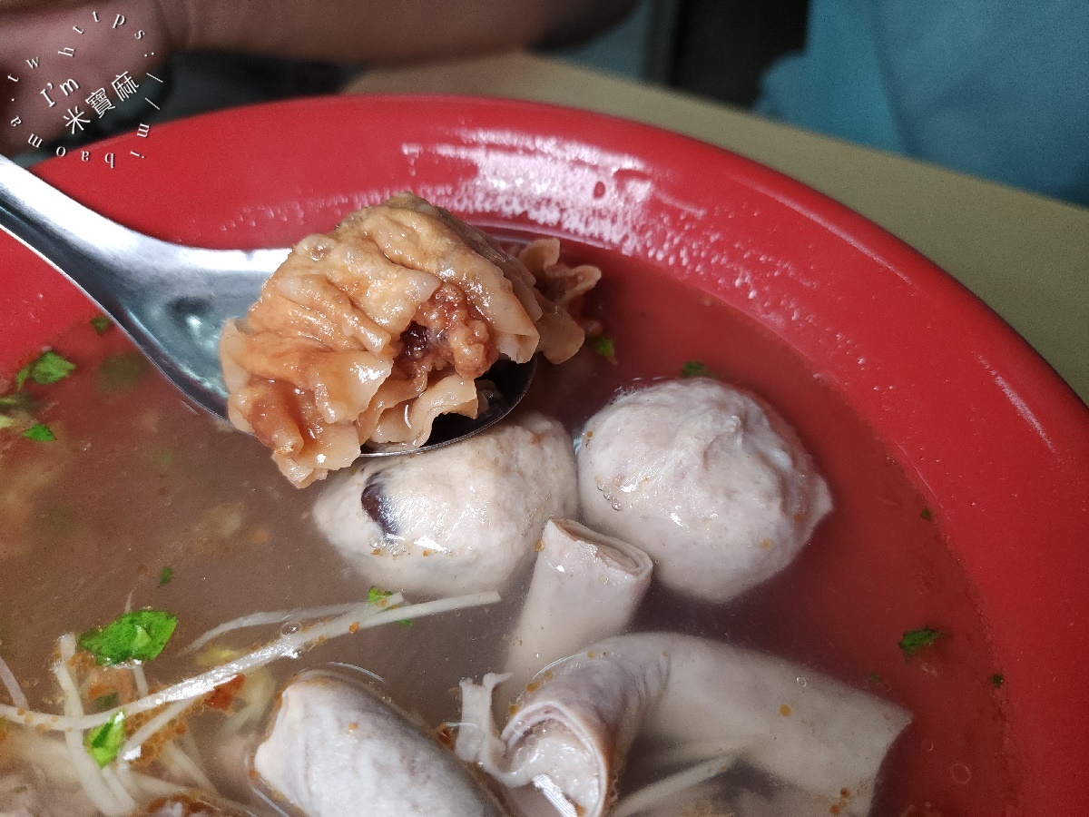 艋舺阿婆冬粉｜萬華美食，70年老字號麵店，古早味黑白切與全餐麵，在地人早午餐首選！