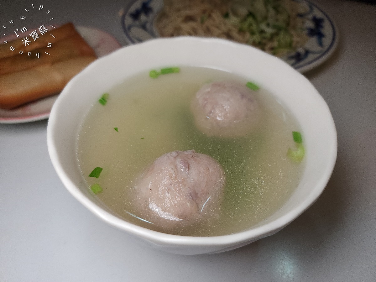 寶島肉圓店｜台北文山區美食。炸蒸雙享、芋頭竹筍爆餡，榮獲500碗激推的冠軍級美味！
