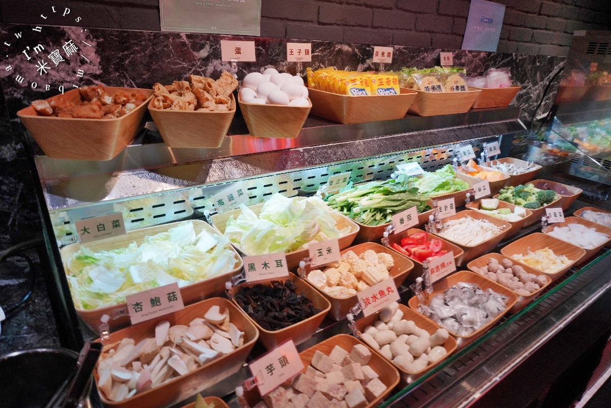 汆牛 溫體牛肉火鍋西門店｜台北溫體牛火鍋，台南直送溫體牛、自助吧無限吃到飽，聚餐首選！