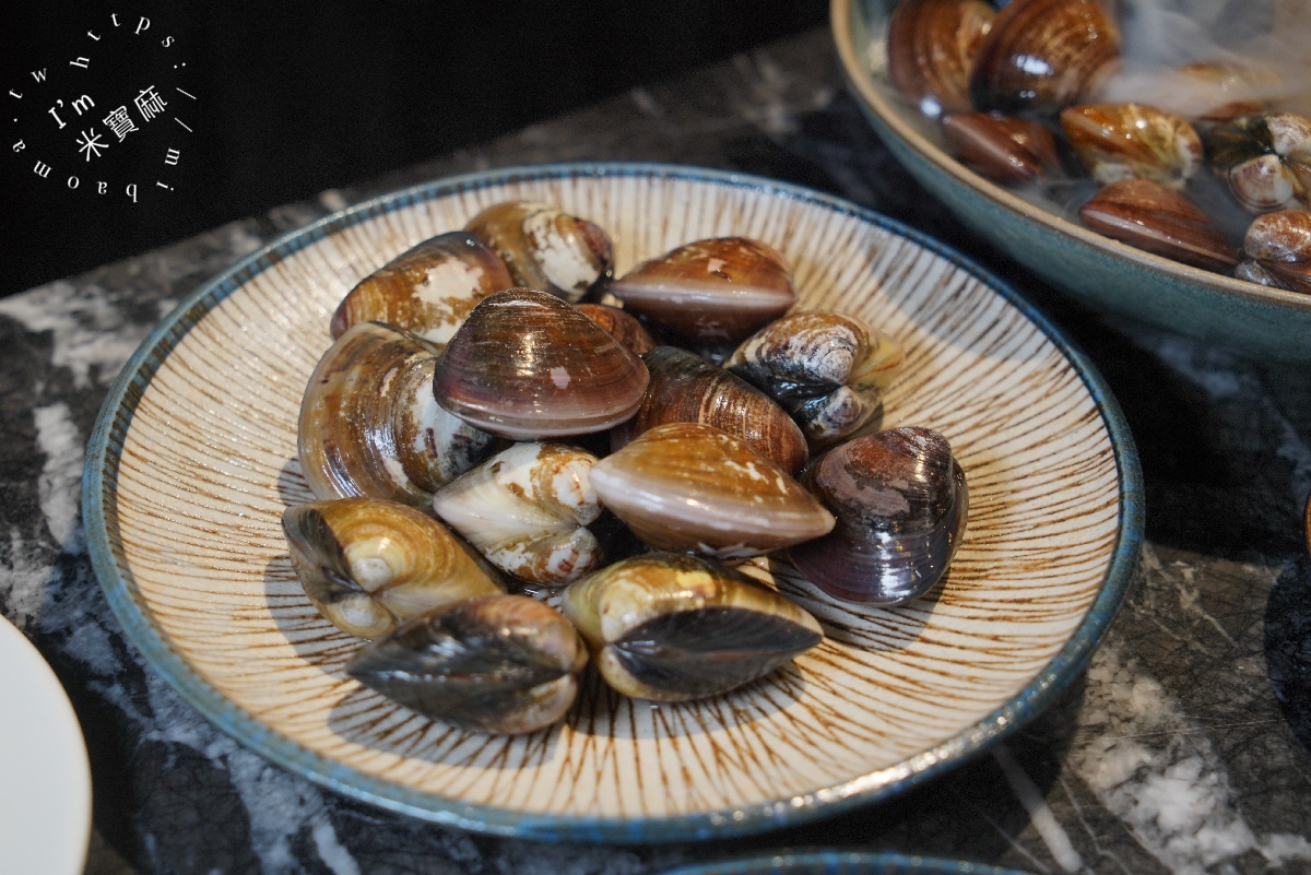 汆牛 溫體牛肉火鍋西門店｜台北溫體牛火鍋，台南直送溫體牛、自助吧無限吃到飽，聚餐首選！