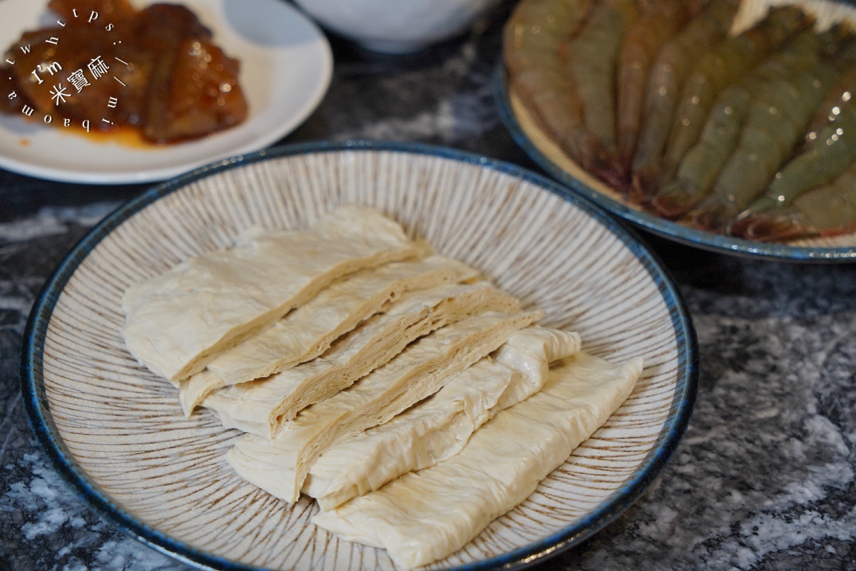 汆牛 溫體牛肉火鍋西門店｜台北溫體牛火鍋，台南直送溫體牛、自助吧無限吃到飽，聚餐首選！