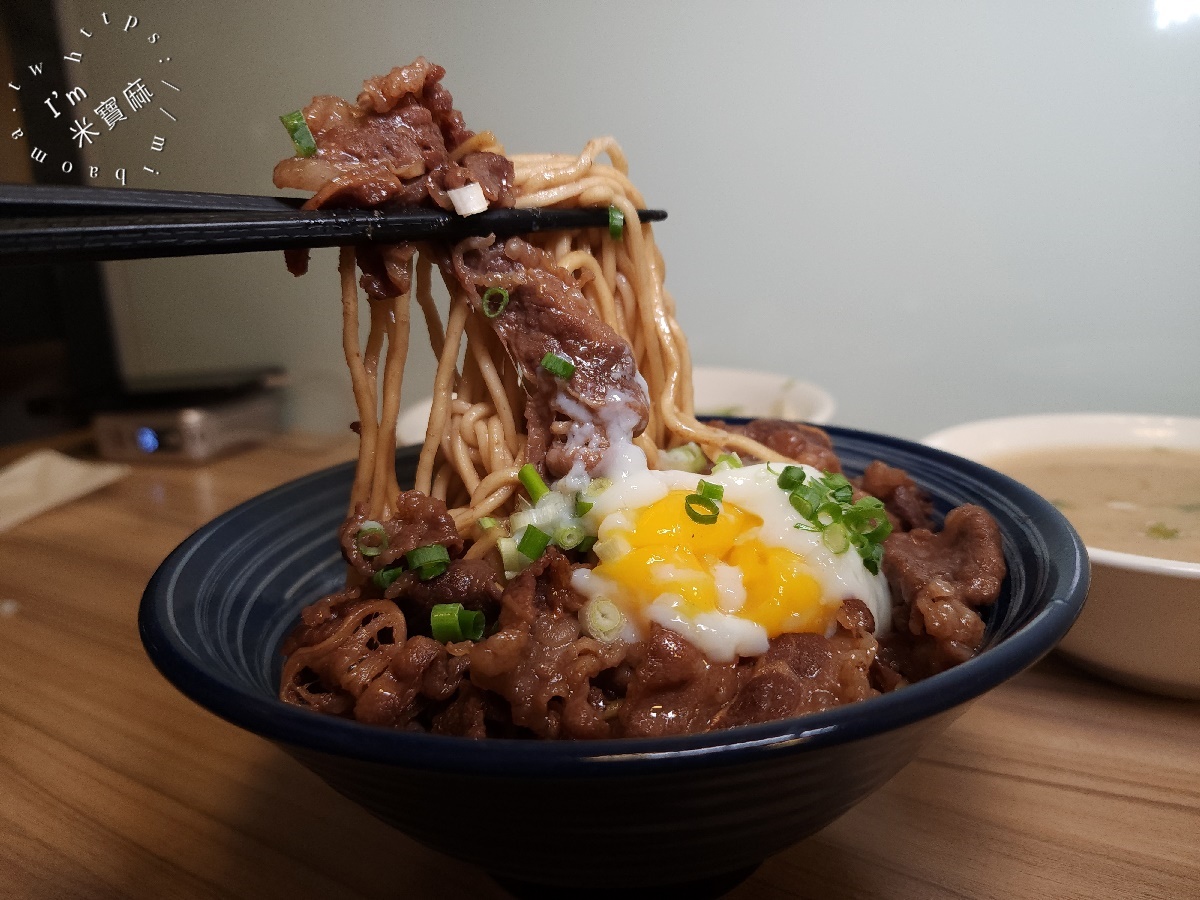 蘭花亭┃台北美食。近一甲子涼麵老店，傳承三代麻醬香的經典美味！
