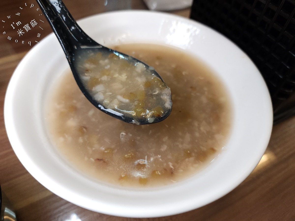 蓮記麵食館 北方麵食小吃｜板橋美食，北方麵食控注意！免費小米粥吃到飽，牛肉捲餅驚艷必點！