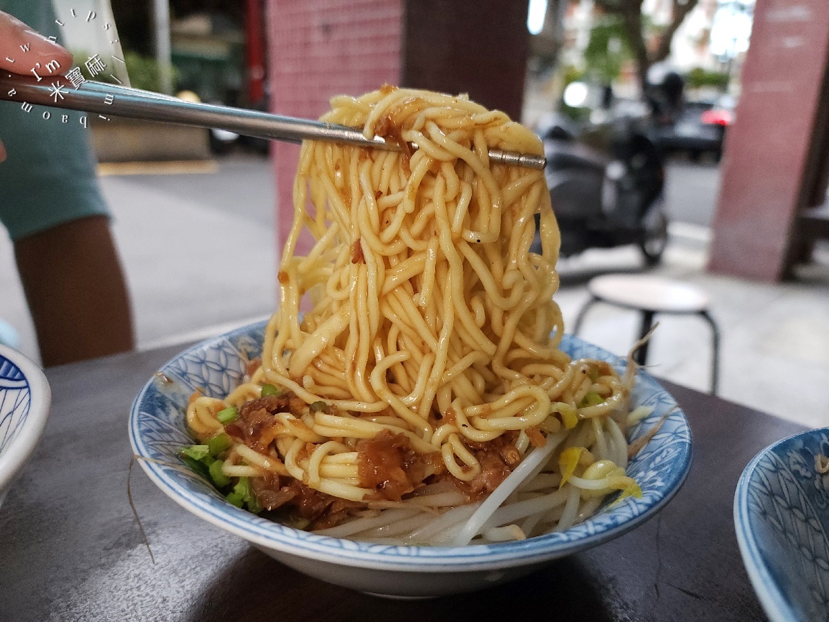 羅家擔仔麵｜萬華美食，在地隱藏版銅板早午餐：老饕才知道的古早味無名麵店！