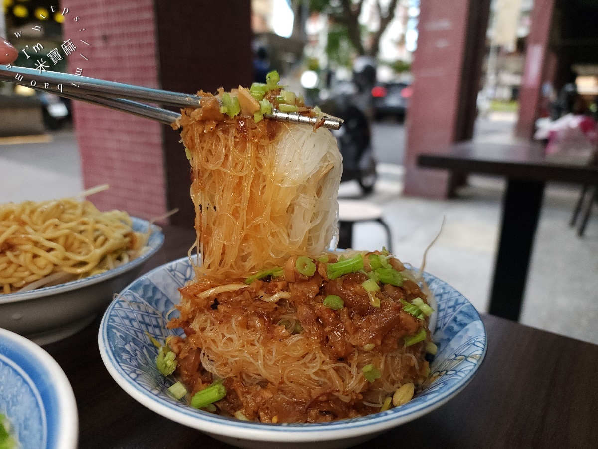 羅家擔仔麵｜萬華美食，在地隱藏版銅板早午餐：老饕才知道的古早味無名麵店！