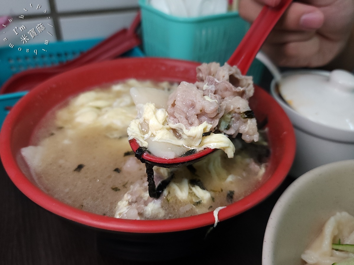麵疙瘩‧烤肉飯｜台北木柵美食。Q彈麵疙瘩、銷魂烤肉飯，在地激推的巷弄美味！