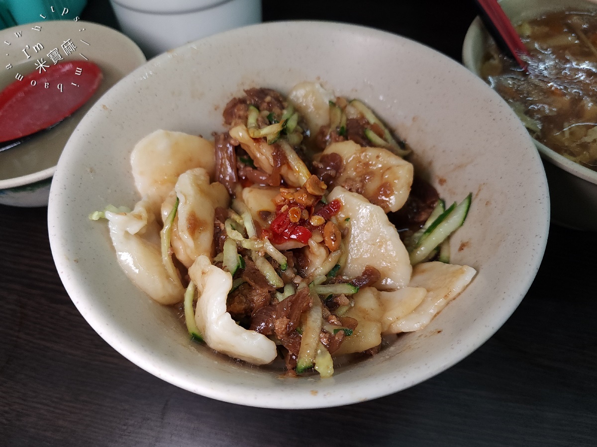 麵疙瘩‧烤肉飯｜台北木柵美食。Q彈麵疙瘩、銷魂烤肉飯，在地激推的巷弄美味！