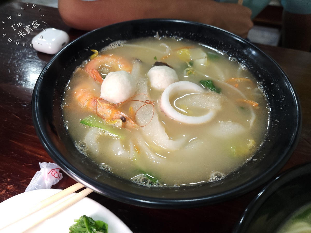 雙葉海鮮魚麵｜萬華美食。2025年500碗！Q彈魚麵搭鮮甜湯頭，巷弄裡的美味奇蹟！