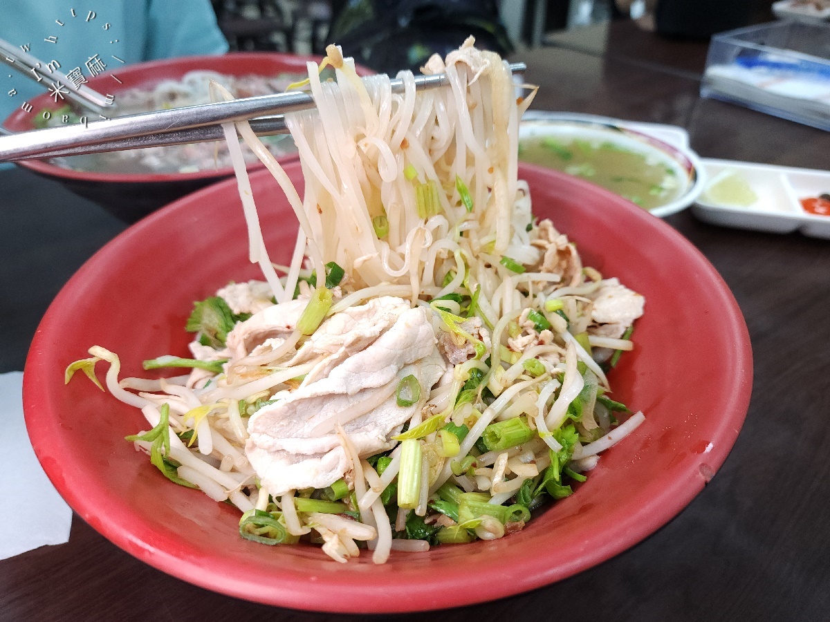 阿準越南料理｜板橋江子翠美食推薦，人氣超高越南河粉、法國麵包CP值爆表！