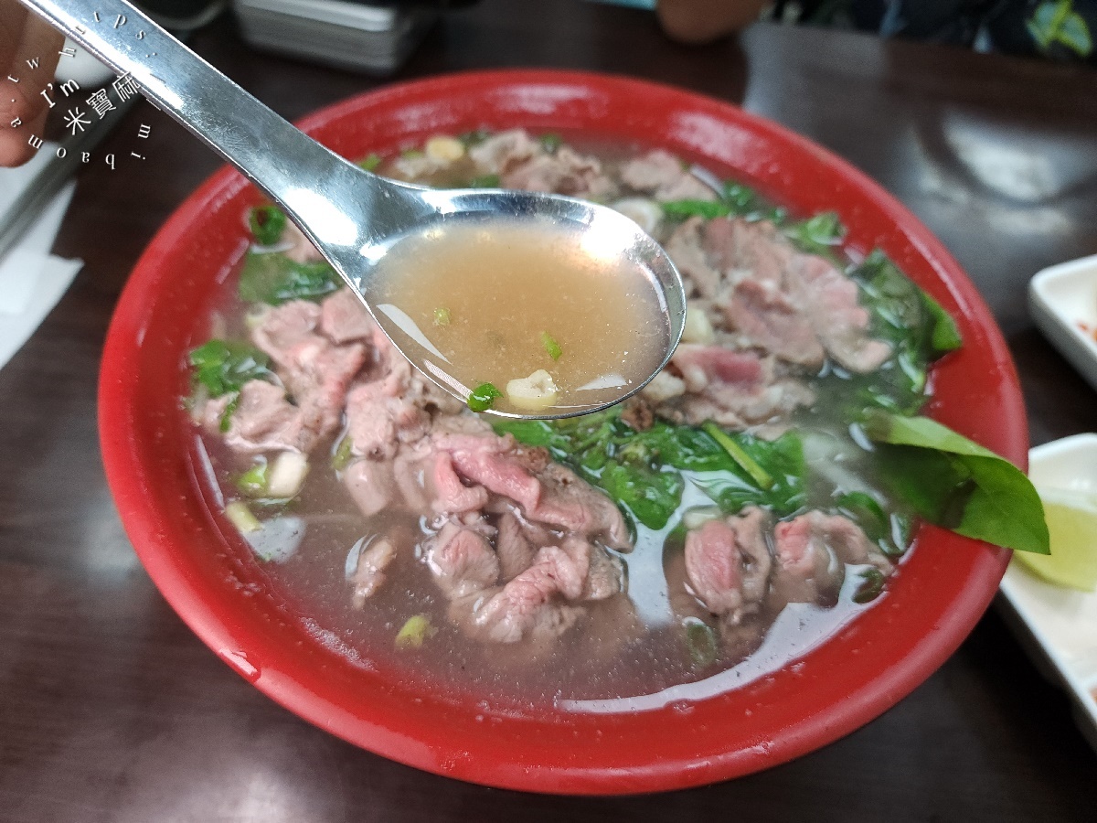 阿準越南料理｜板橋江子翠美食推薦，人氣超高越南河粉、法國麵包CP值爆表！