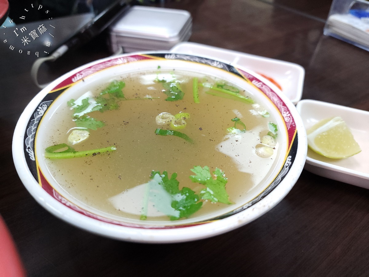 阿準越南料理｜板橋江子翠美食推薦，人氣超高越南河粉、法國麵包CP值爆表！