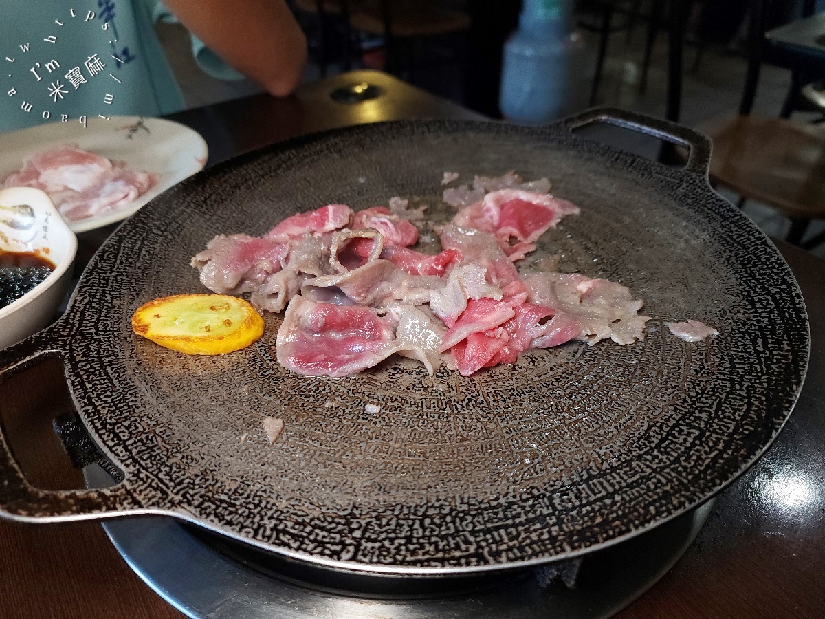 大味王吃到飽火鍋｜萬華美食，280元銅板價火烤兩吃！CP值爆棚平價大滿足，飲料冰品任你嗨