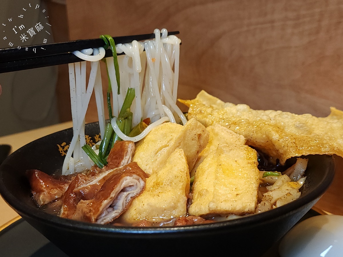 好螺嗦Haoluosuo螺螄粉專門台北西門店｜西門町美食新選擇！柳州30年爽辣魂，一口入魂的螺螄粉體驗