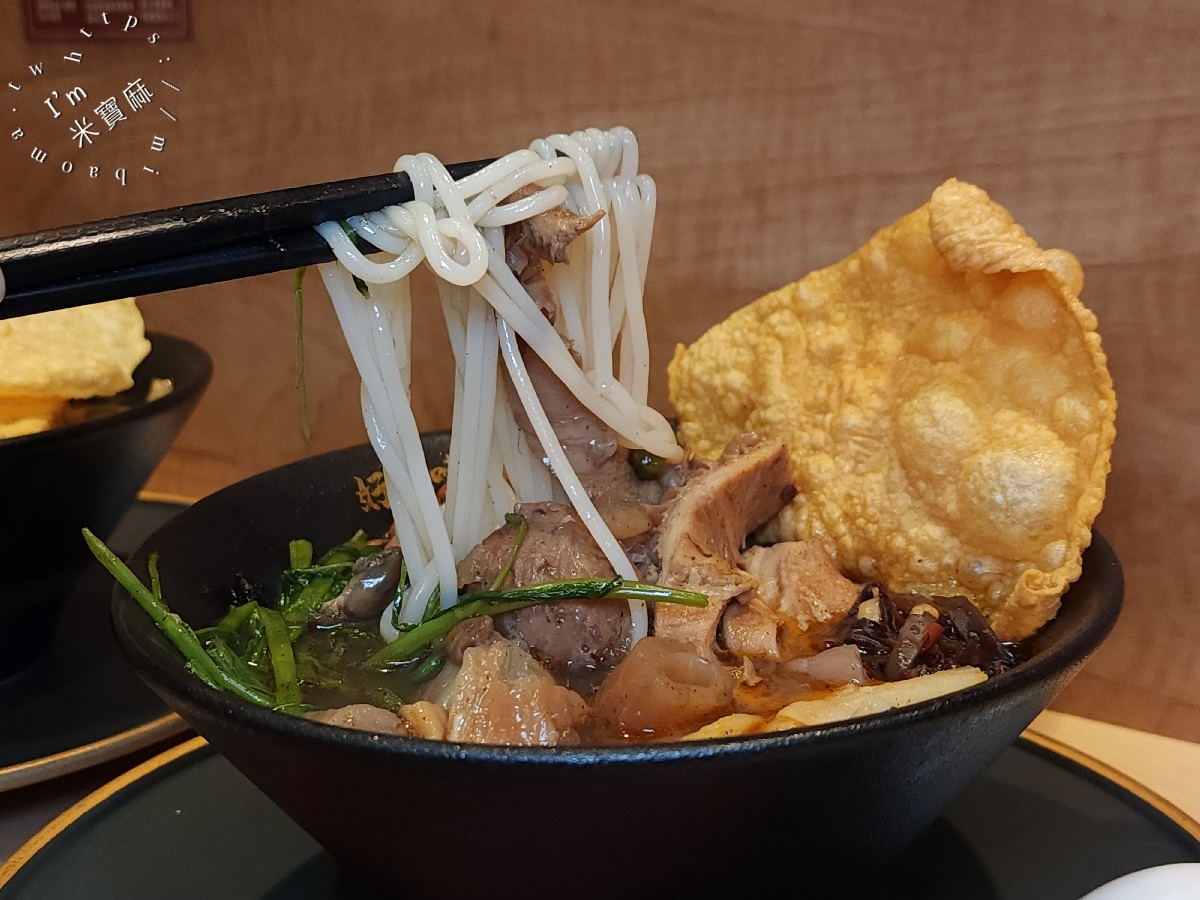 好螺嗦Haoluosuo螺螄粉專門台北西門店｜西門町美食新選擇！柳州30年爽辣魂，一口入魂的螺螄粉體驗