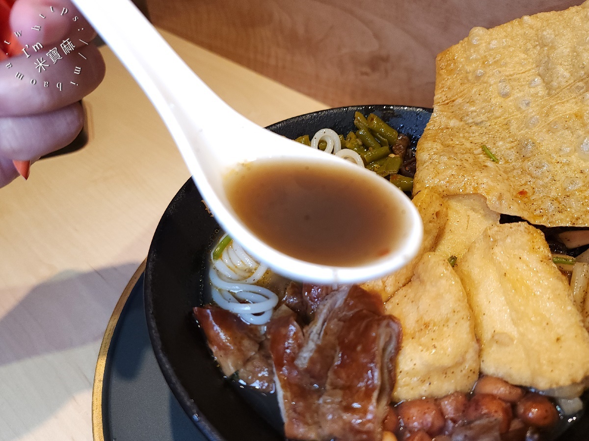 好螺嗦Haoluosuo螺螄粉專門台北西門店｜西門町美食新選擇！柳州30年爽辣魂，一口入魂的螺螄粉體驗