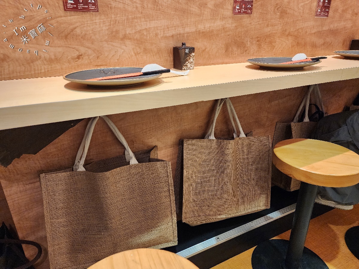 好螺嗦Haoluosuo螺螄粉專門台北西門店｜西門町美食新選擇！柳州30年爽辣魂，一口入魂的螺螄粉體驗