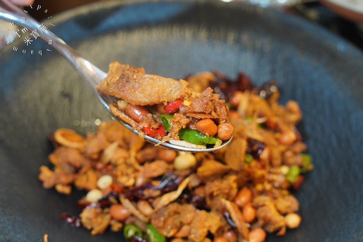 皇宴天成精緻中式料理｜小巨蛋中餐首選，團體聚餐、家庭聚會，辣度菜色任你選！