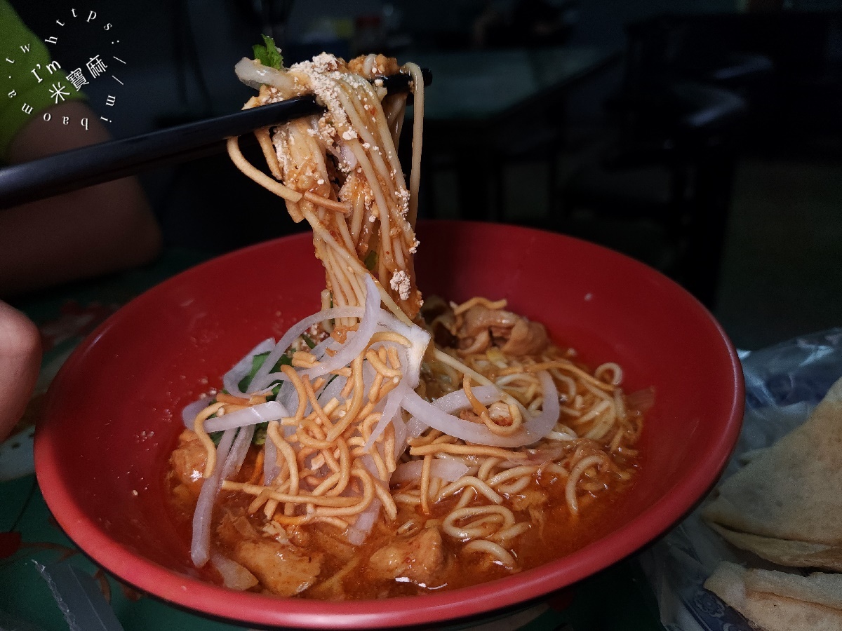 藍天印度烤餅｜中和華新街美食，洪金寶都愛的異國美食！必吃招牌雞肉麵、甩餅、烤餅，還有超濃印度奶茶！