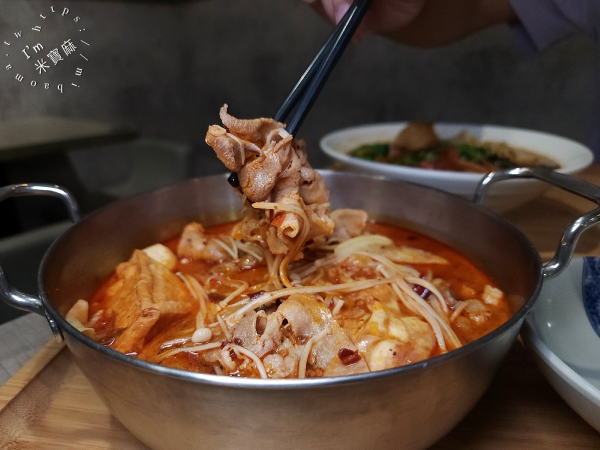 老雜眸 LAO ZA MO｜板橋美食，螺螄粉、麻辣水煮，挑戰你的味蕾極限！