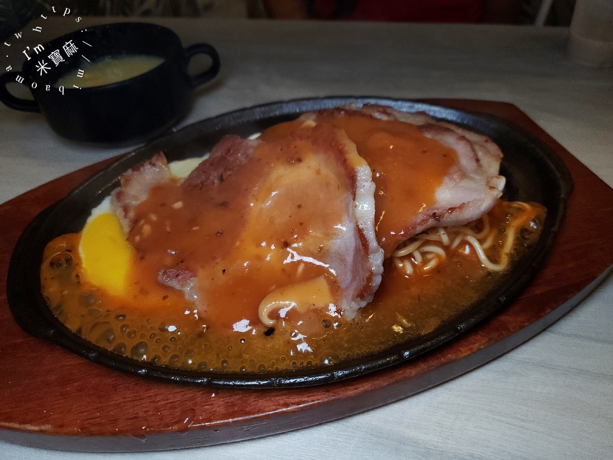 牛排先森｜中和牛排，平價牛排霸主，雙拼澎湃、濃湯冰品飲料吃到飽