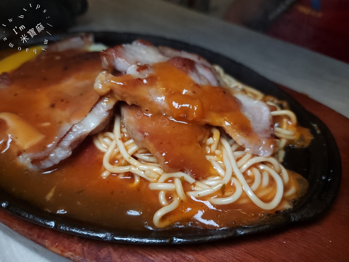 牛排先森｜中和牛排，平價牛排霸主，雙拼澎湃、濃湯冰品飲料吃到飽