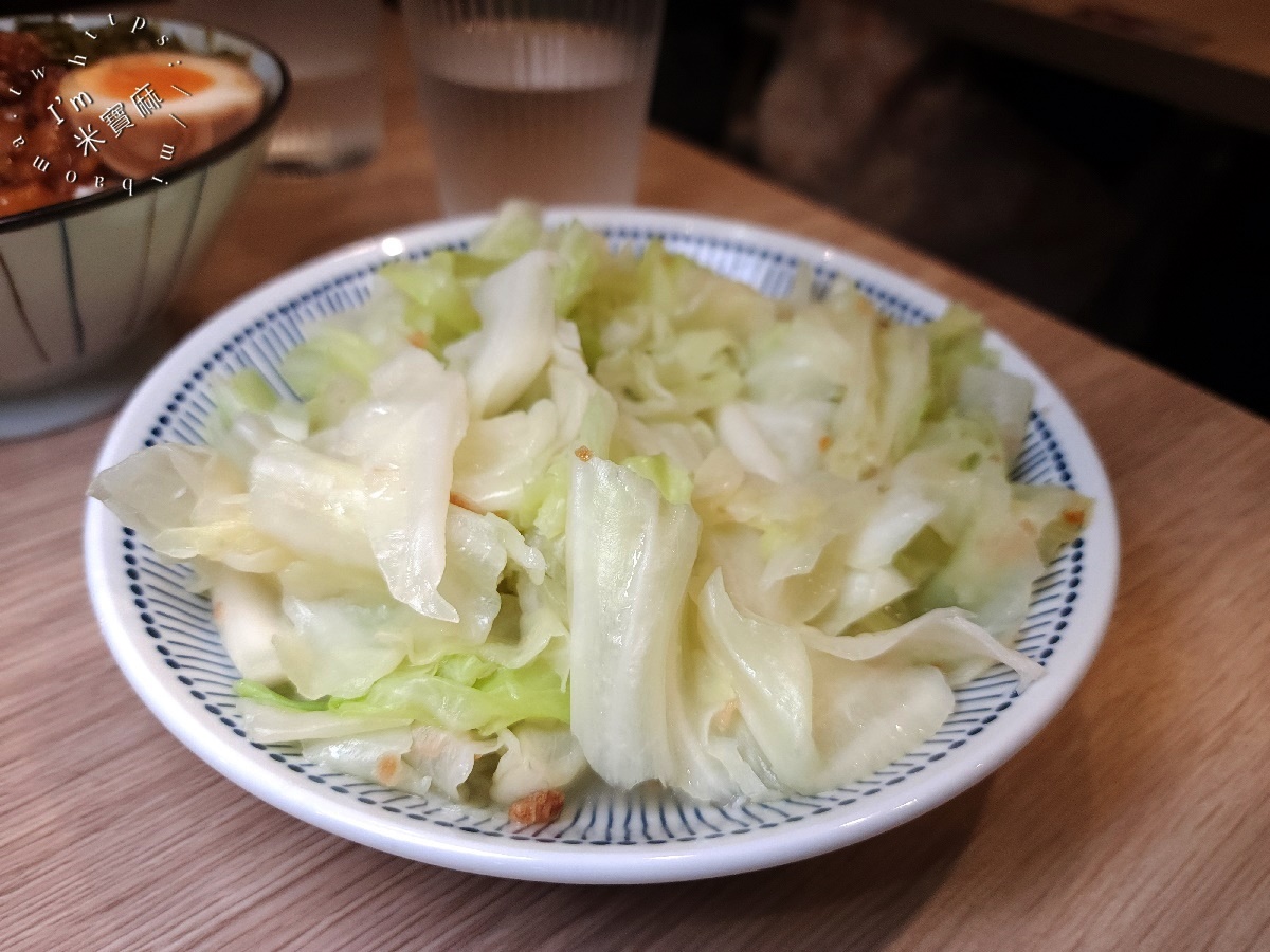 老童小吃部｜台北美食，巷弄古早味，連500碗都折服的招牌拌麵與滷肉飯！
