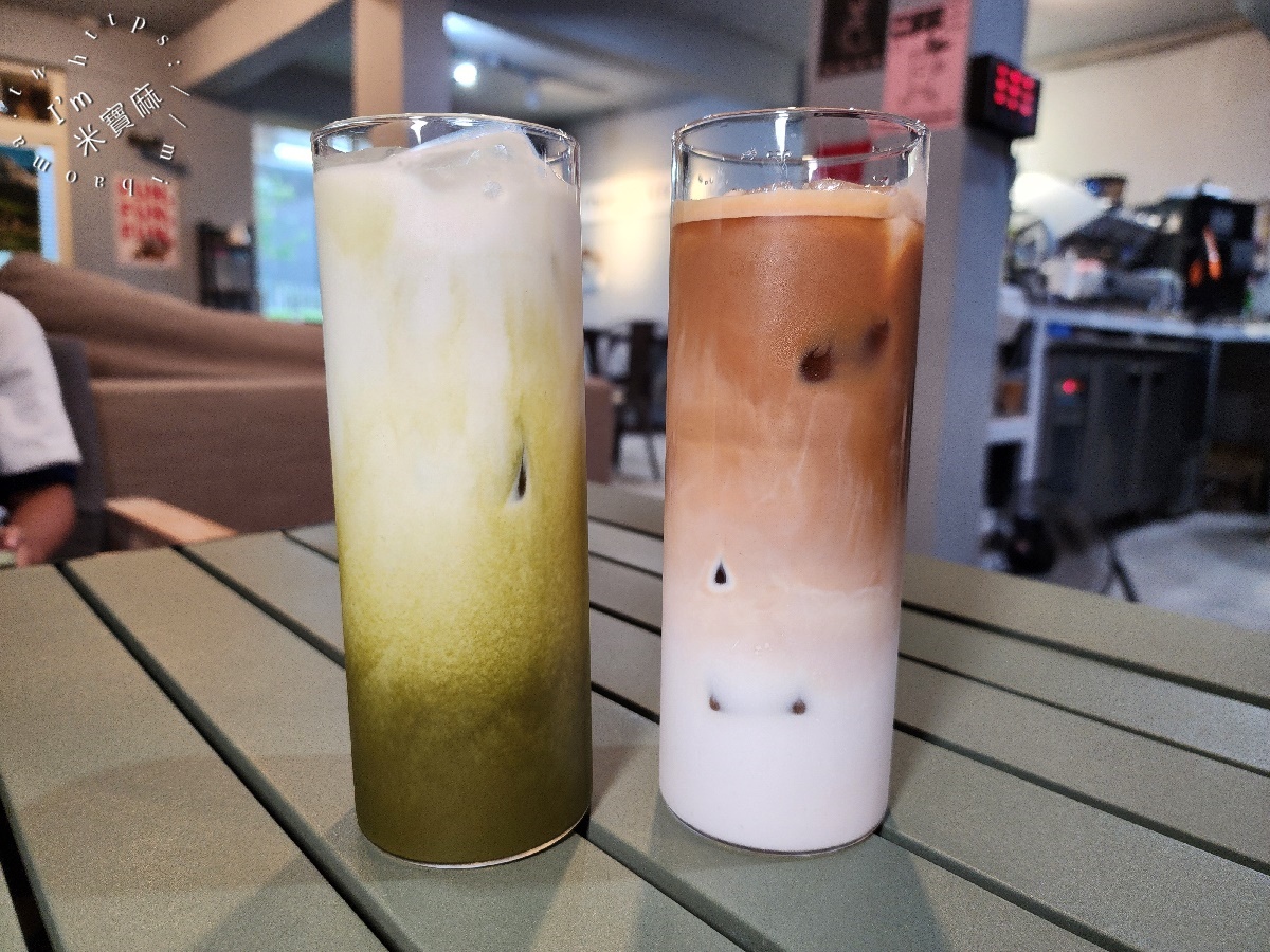 荒謬咖啡|新店美食,誰說喝咖啡只能發呆?來這裡讓你邊吃輕食邊玩挖土機! 荒謬咖啡|新店美食,誰說喝咖啡只能發呆?來這裡讓你邊吃輕食邊玩挖土機!