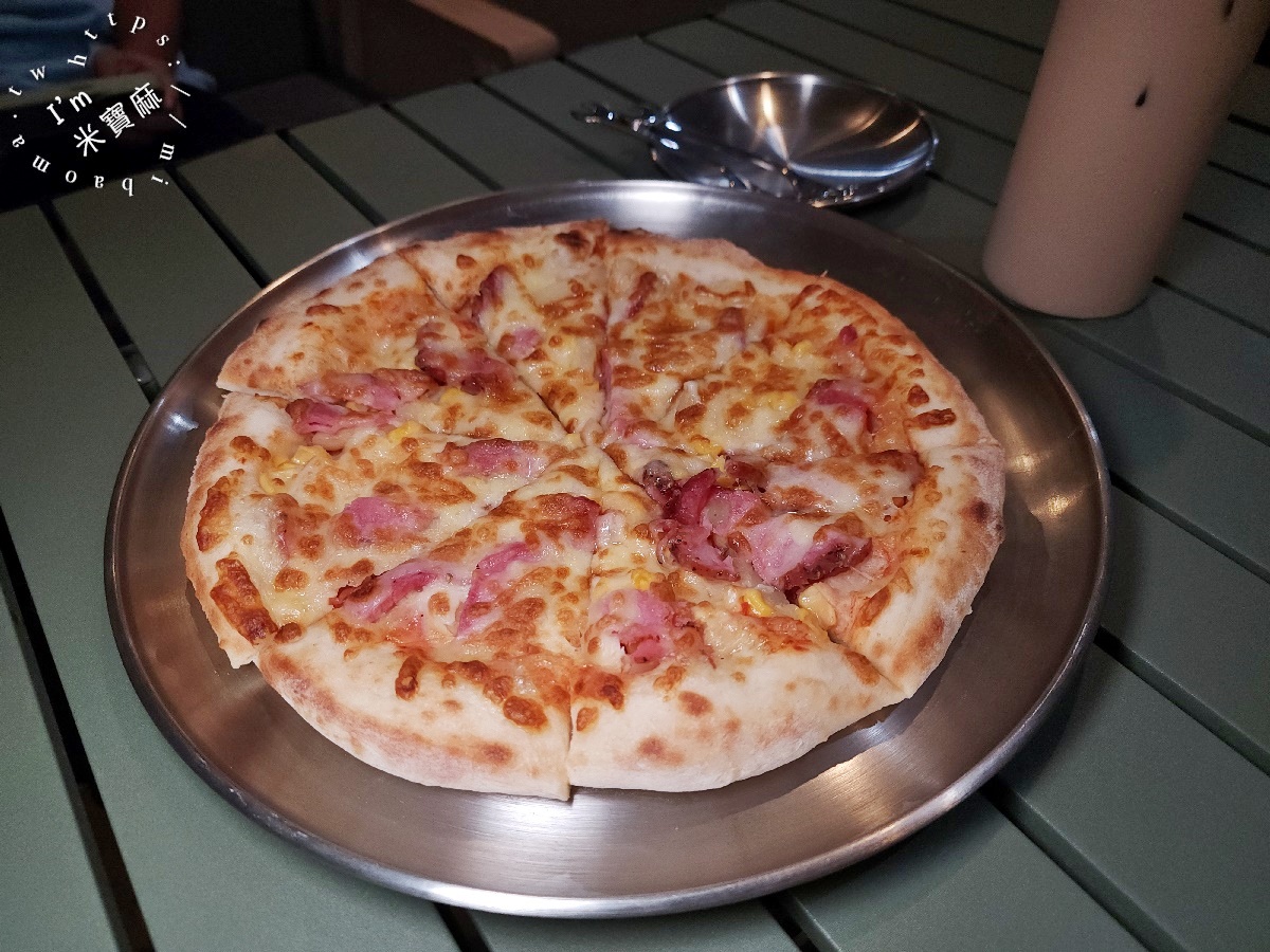 荒謬咖啡|新店美食,誰說喝咖啡只能發呆?來這裡讓你邊吃輕食邊玩挖土機! 荒謬咖啡|新店美食,誰說喝咖啡只能發呆?來這裡讓你邊吃輕食邊玩挖土機!