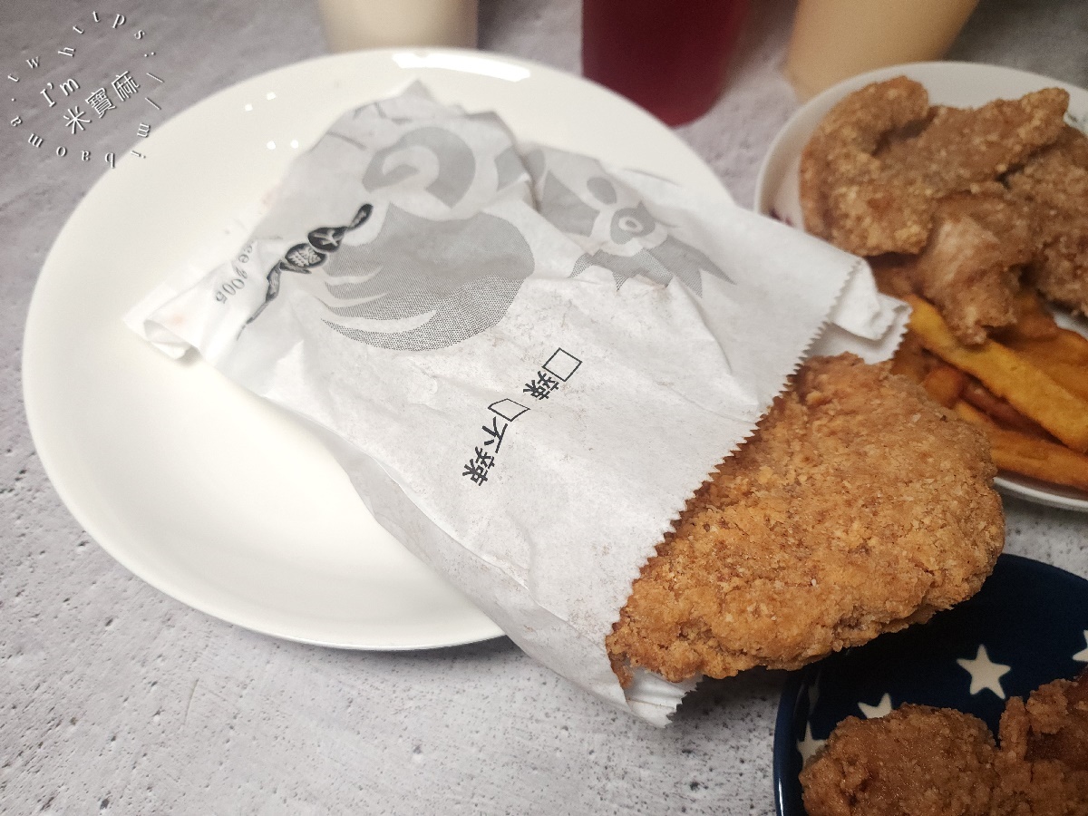 緯大雞排｜松山區美食，台北最強雞排？緯大雞排比臉大、500碗推薦