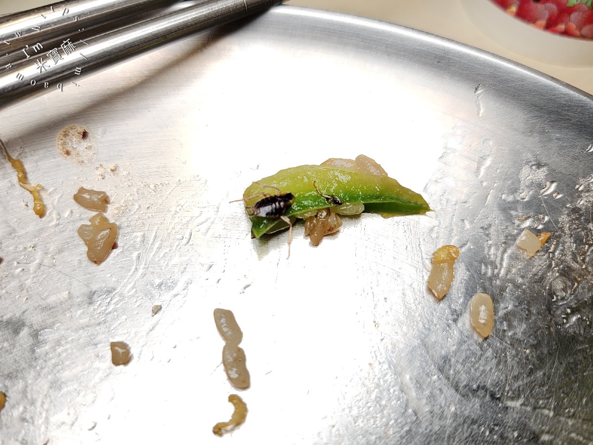 銀記手擀刀切牛肉麵｜光華商圈巷弄美食，忠孝新生站大份量牛肉麵、麵食、炒飯推薦！