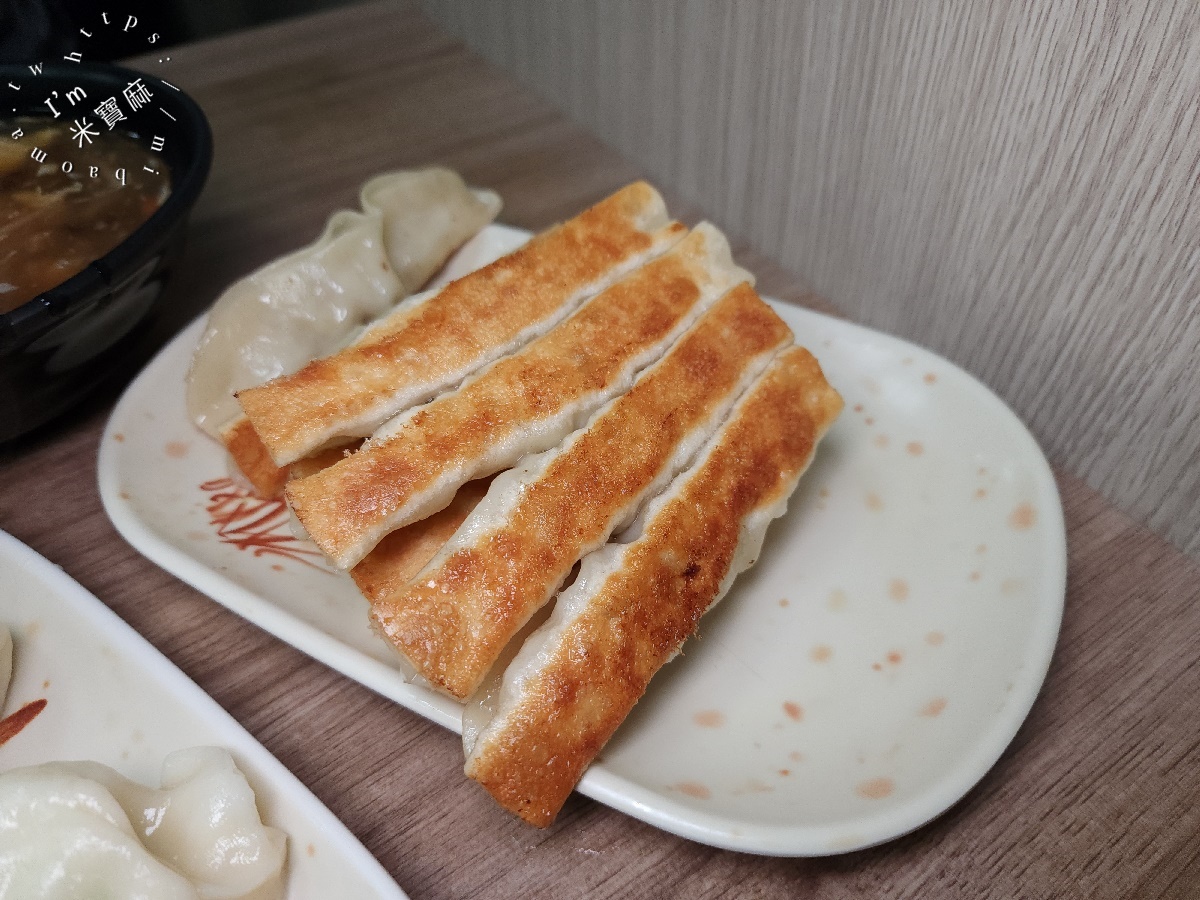 張記鍋貼牛肉麵|西門町美食,日本集團也搶學的巷弄傳奇!必吃招牌鍋貼與噴汁牛肉麵,台北排隊老店攻略 張記鍋貼牛肉麵|西門町美食,日本集團也搶學的巷弄傳奇!必吃招牌鍋貼與噴汁牛肉麵,台北排隊老店攻略