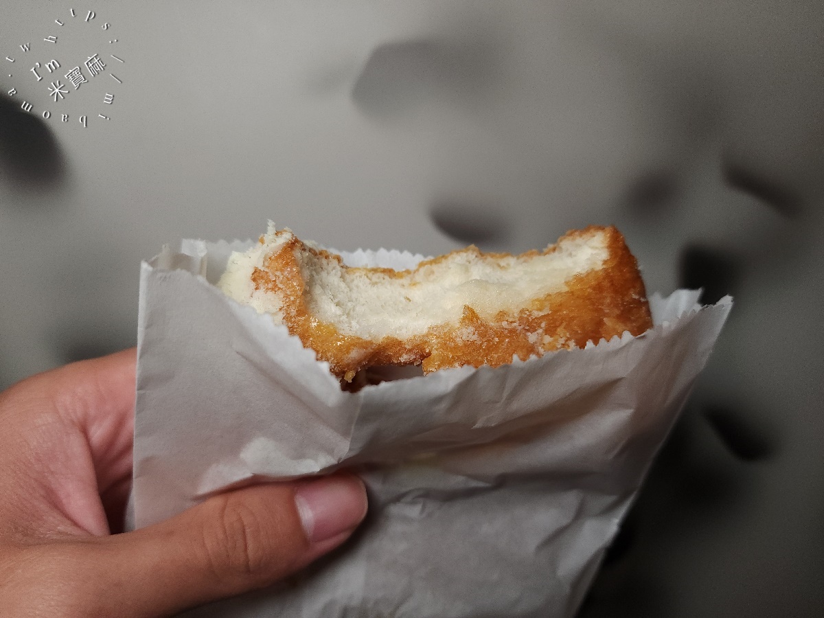 一脆鮮奶脆皮甜甜圈總店｜西門美食，酥脆奶香甜而不膩，捷運人氣排隊甜點，晚來就吃不到！